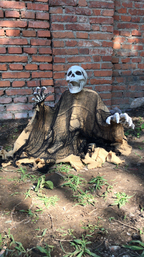 "The Night Creeper"-Grave Yard Shift Collection- Outdoor Halloween Decoration